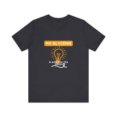 The Diabuddies Store Blood Sugar Says No (French) - Unisex Tee Blood Sugar Says No (French) - Unisex Tee: Some ideas are just not worth the rollercoaster! Our "Ma glycémie n'aime pas tes idées!" unisex tee is a humorous and relatable way to express the ev