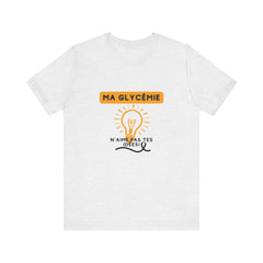 The Diabuddies Store Blood Sugar Says No (French) - Unisex Tee Blood Sugar Says No (French) - Unisex Tee: Some ideas are just not worth the rollercoaster! Our "Ma glycémie n'aime pas tes idées!" unisex tee is a humorous and relatable way to express the ev