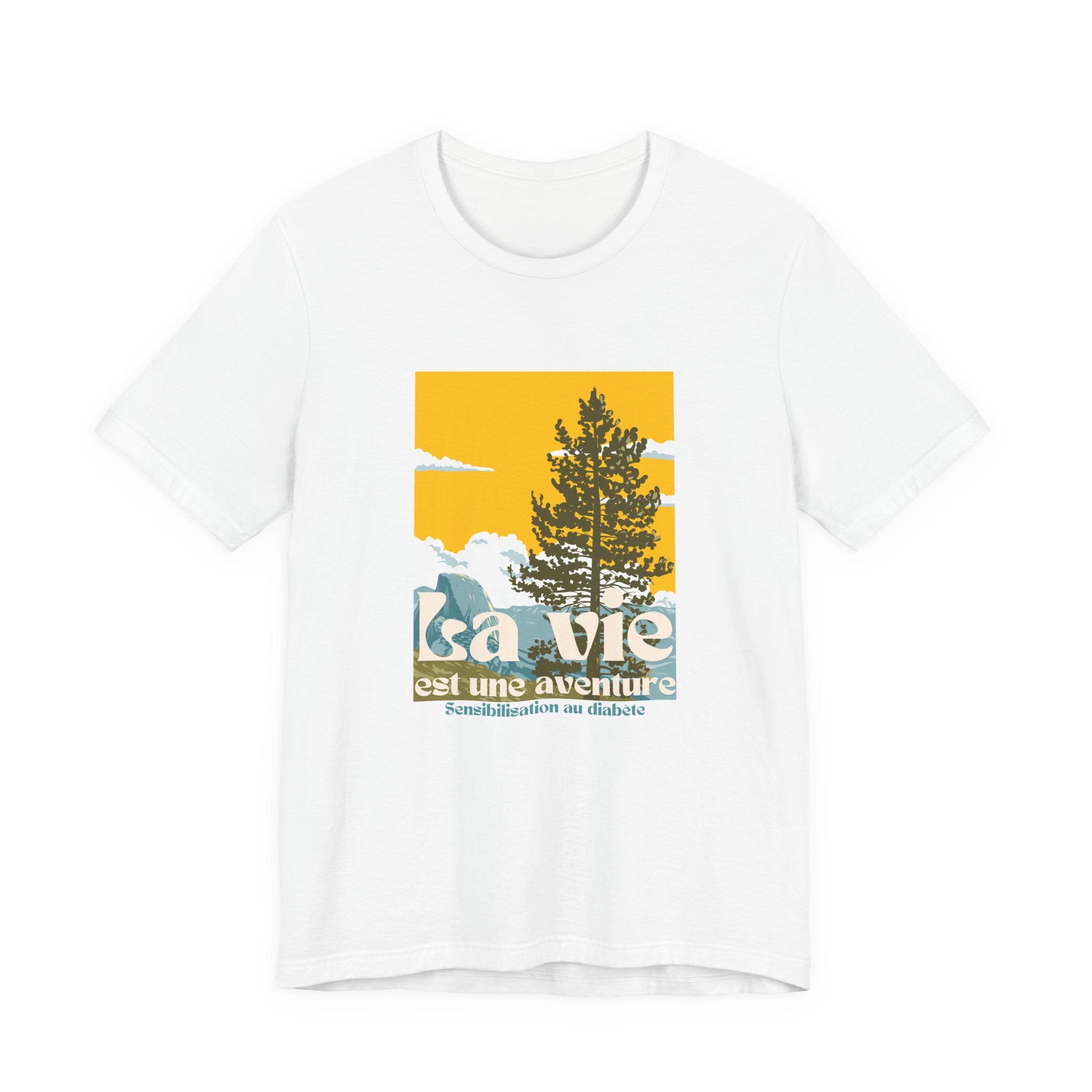 The Diabuddies Store Life is an Adventure, Nature (French) - Unisex Tee Life is an Adventure, Nature (French) - Unisex Tee: Embrace the call of the wild with our "La vie est une aventure" Unisex Tee. This shirt is for anyone who finds their soul in the gr