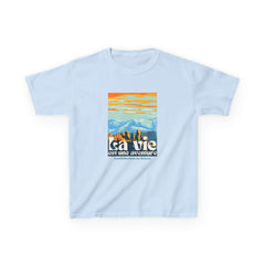 The Diabuddies Store Life is an Adventure, Mountains (French) - Kids Tee Life is an Adventure, Mountains (French) - Kids Tee: Inspire your little explorer with our "La vie est une aventure" Kids Tee! This super soft and comfortable t-shirt is perfect for