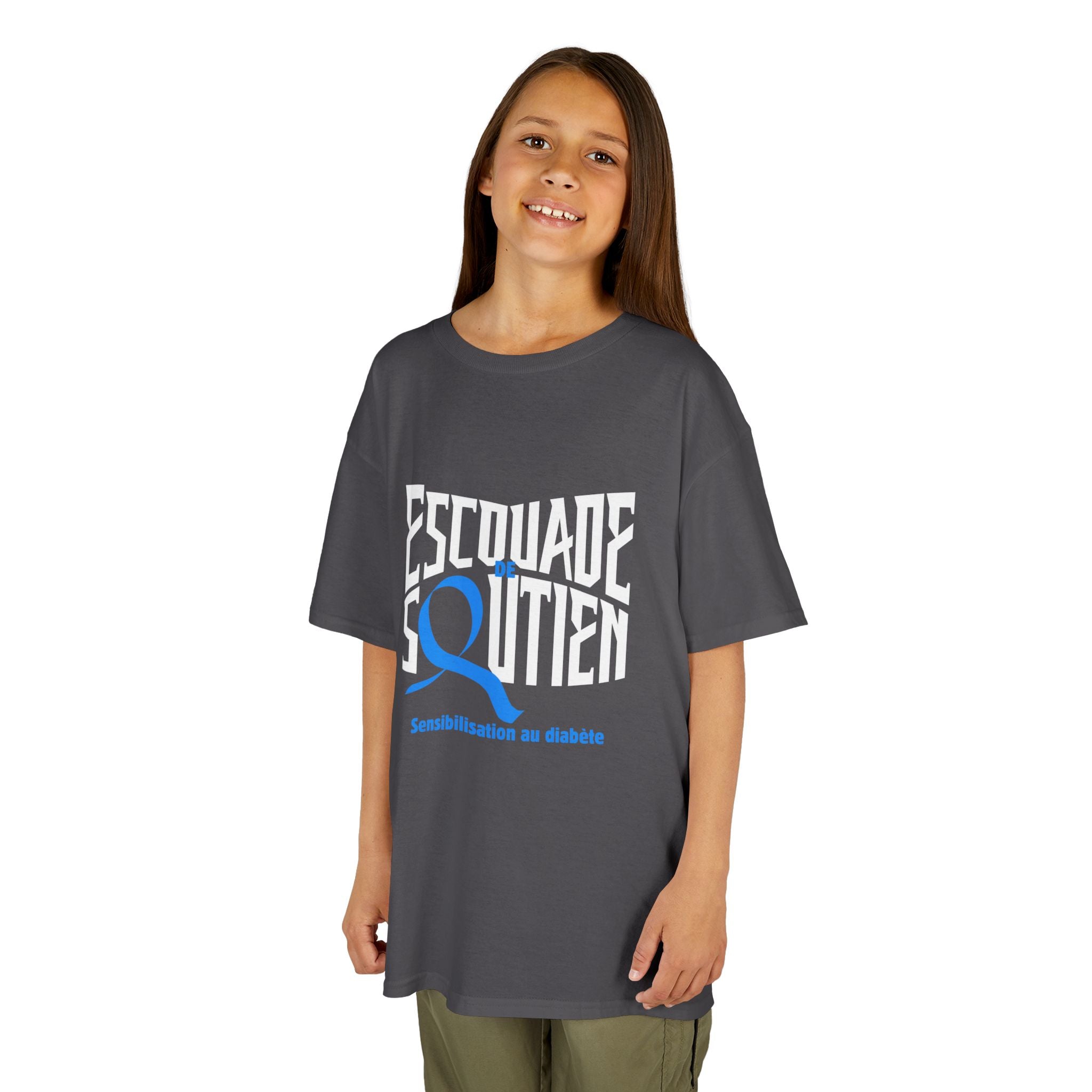 The Diabuddies Store Diabetes Support Squad (French) - Kids Tee Diabetes Support Squad (French) - Kids Tee: Unite against diabetes with the Diabetes Support Squad Kids' French Tee! This super-soft t-shirt is perfect for little heroes showing their support