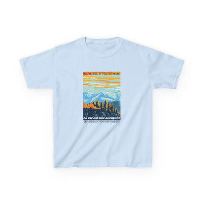 The Diabuddies Store Life is an Adventure, Highs & Lows (French) - kids Tee Life is an Adventure, Highs & Lows (French) - kids Tee: Hey adventurers! 🎉 Get ready to explore the world in our Diabetes: Life is an Adventure - French Kids Tee! This super cool