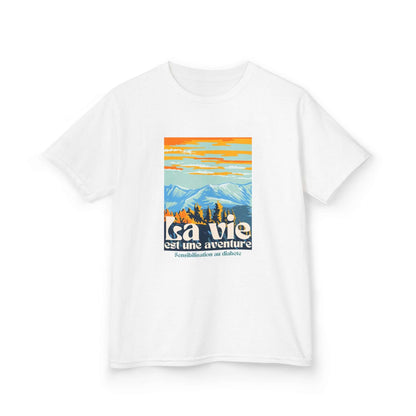 The Diabuddies Store Life is an Adventure, Mountains (French) - Kids Tee Life is an Adventure, Mountains (French) - Kids Tee: Inspire your little explorer with our "La vie est une aventure" Kids Tee! This super soft and comfortable t-shirt is perfect for