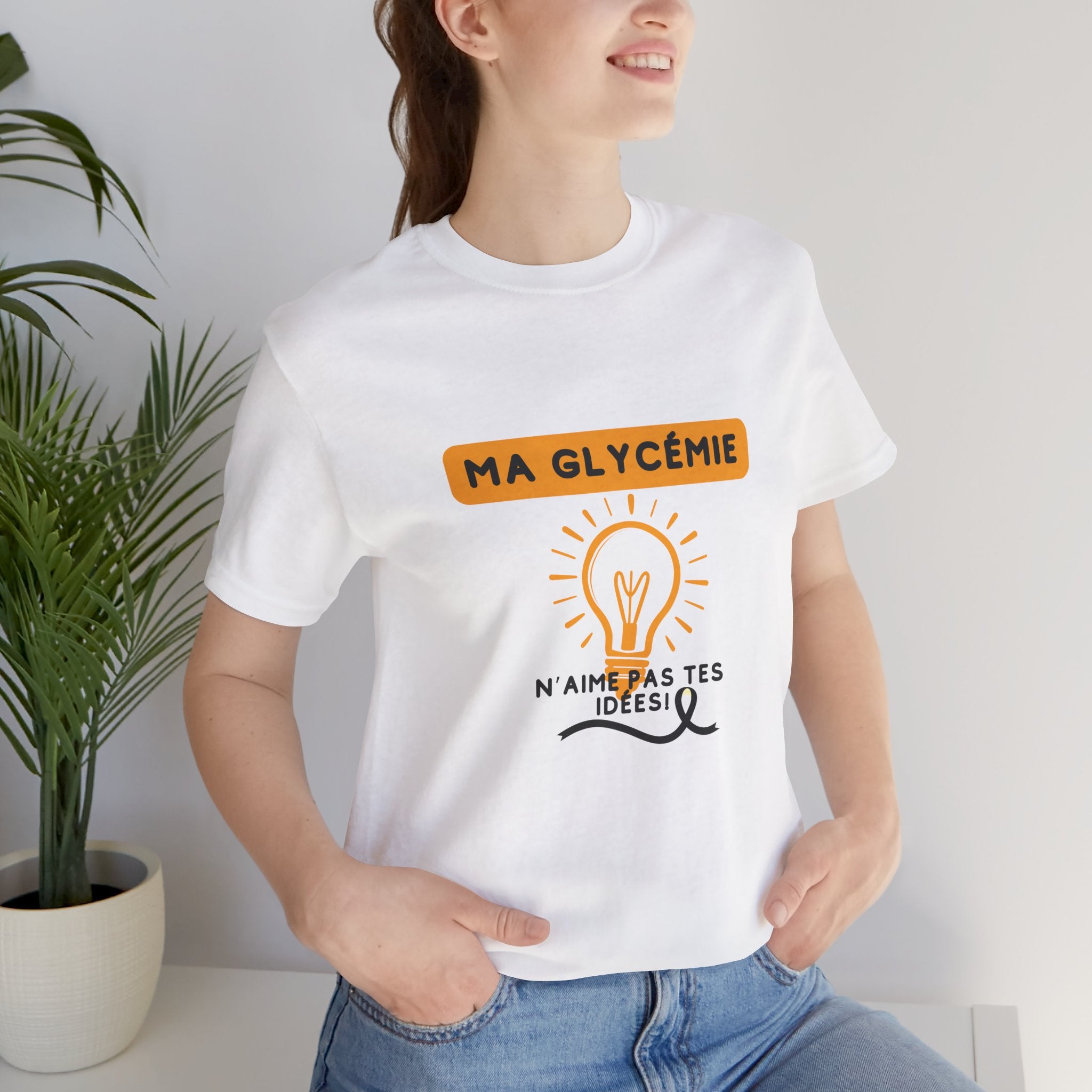 The Diabuddies Store Blood Sugar Says No (French) - Unisex Tee Blood Sugar Says No (French) - Unisex Tee: Some ideas are just not worth the rollercoaster! Our "Ma glycémie n'aime pas tes idées!" unisex tee is a humorous and relatable way to express the ev