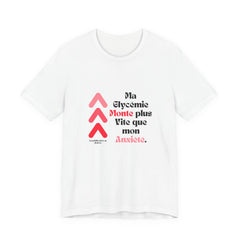 The Diabuddies Store Spiking Faster than my Anxiety (French) - Unisex Tee Get ready to make a statement without saying a word. Our "Ma glycémie monte plus vite que mon anxiété" French Unisex Tee is for anyone who knows the feeling of their blood sugar tak
